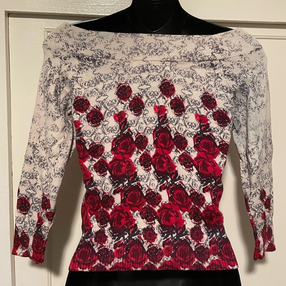 Forever 21 Roses Cropped Sweater! 🌹 - Picture 5 of 8